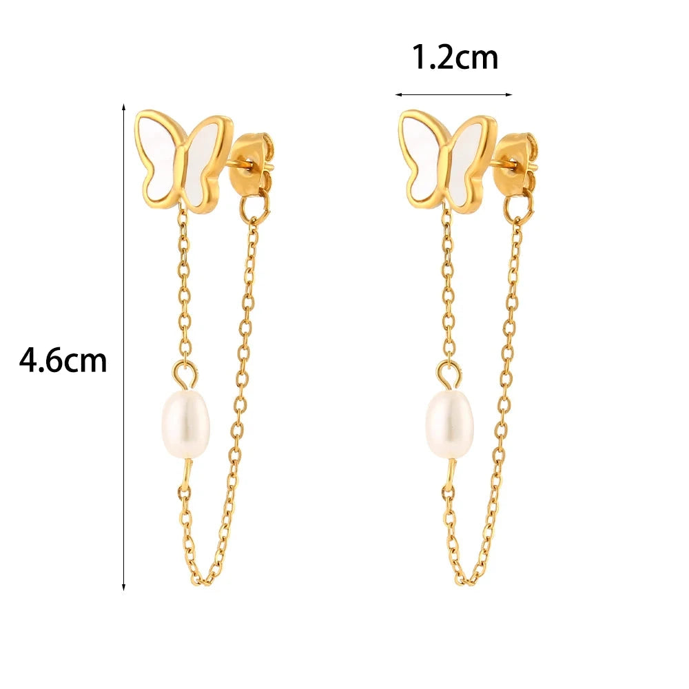 Elegantes pendientes de mariposa