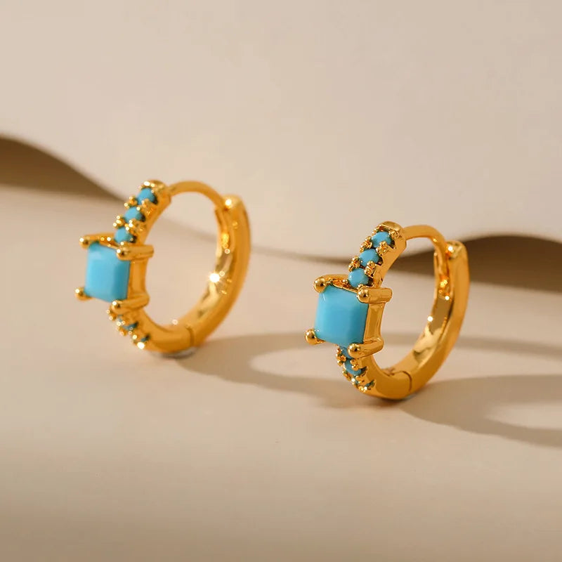 Pendientes de aro de turquesa con incrustaciones de círculo pequeño chapado en oro de 18 quilates para mujer, abalorio impermeable, regalo de fiesta, joyería de tendencia diaria